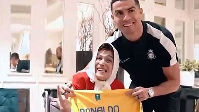 Li Îranê doza cezayê 99 qamçîyan li Ronaldo hate vekirin