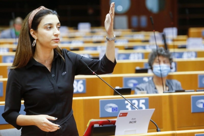 AP Milletvekili Evin İncir: Avrupa, Kürdistan Bölgesi’ni Orta Doğu için örnek görüyor