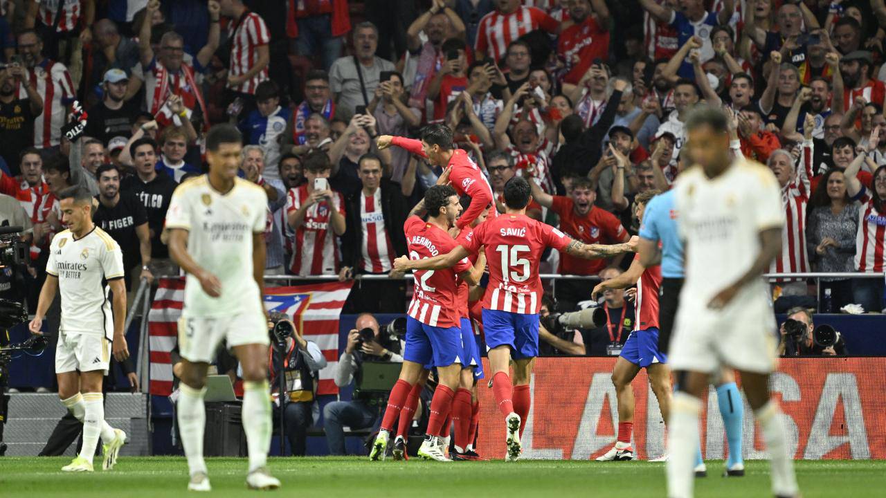 Atletico Madrid, sahasında Real Madrid'i dağıttı!