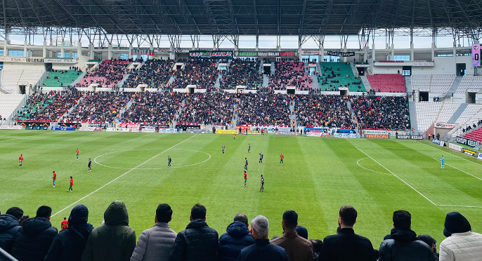 Amedspor kendi evinde zirve yarışında ağır yara aldı!